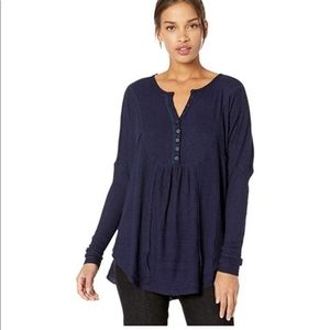 Free People oversized Henley top size L in EUC
